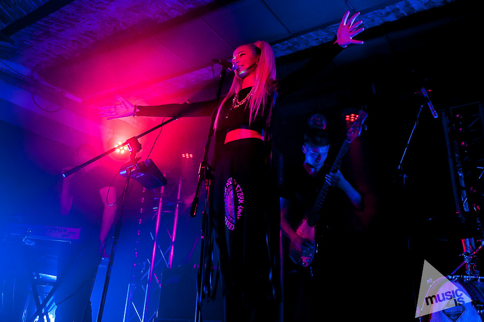 20141009-Radek-Zawadzki-Natalia-Nykiel-08.jpg