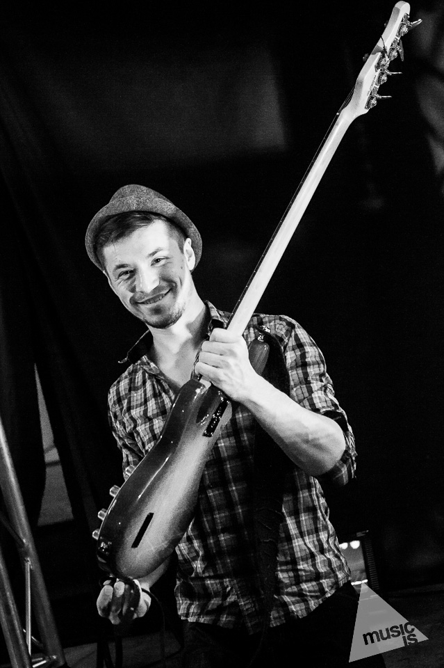 20141009-Radek-Zawadzki-Natalia-Nykiel-backstage-11.jpg