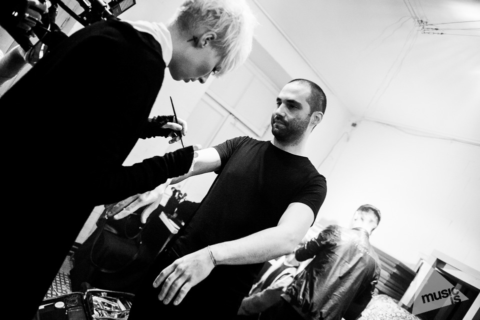 20141009-Radek-Zawadzki-Natalia-Nykiel-backstage-52.jpg