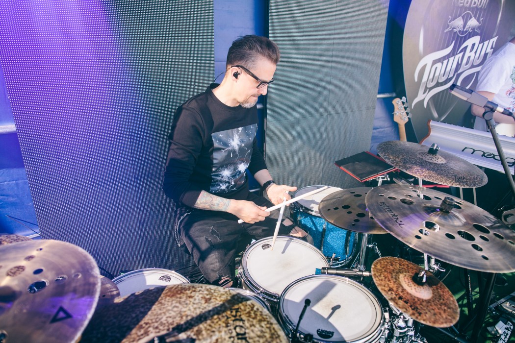 Red_Bull_Tour_Bus_Natalia_Nykiel_Czestochowa_fot._Pawel_Zanio-10-e1496999448815.jpg