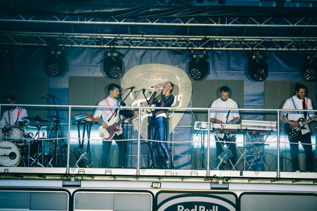 Red_Bull_Tour_Bus_Natalia_Nykiel_Gliwice_fot._Pawel_Zanio-54-e1496998107282.jpg