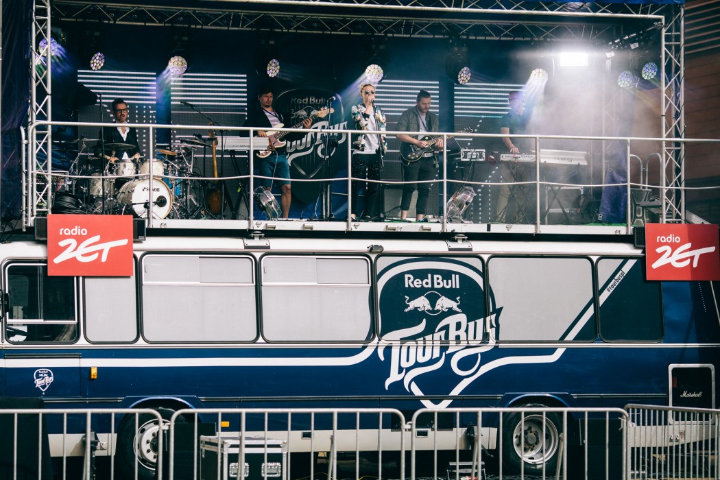 Red_Bull_Tour_Bus_Rzeszow_fot._Pawel_Zanio-22-e1497433594759.jpg