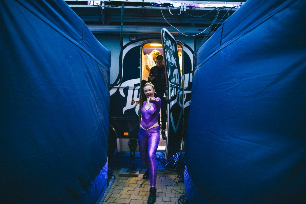 Red_Bull_Tour_Bus_Rzeszow_fot._Pawel_Zanio-58-e1497433751108.jpg