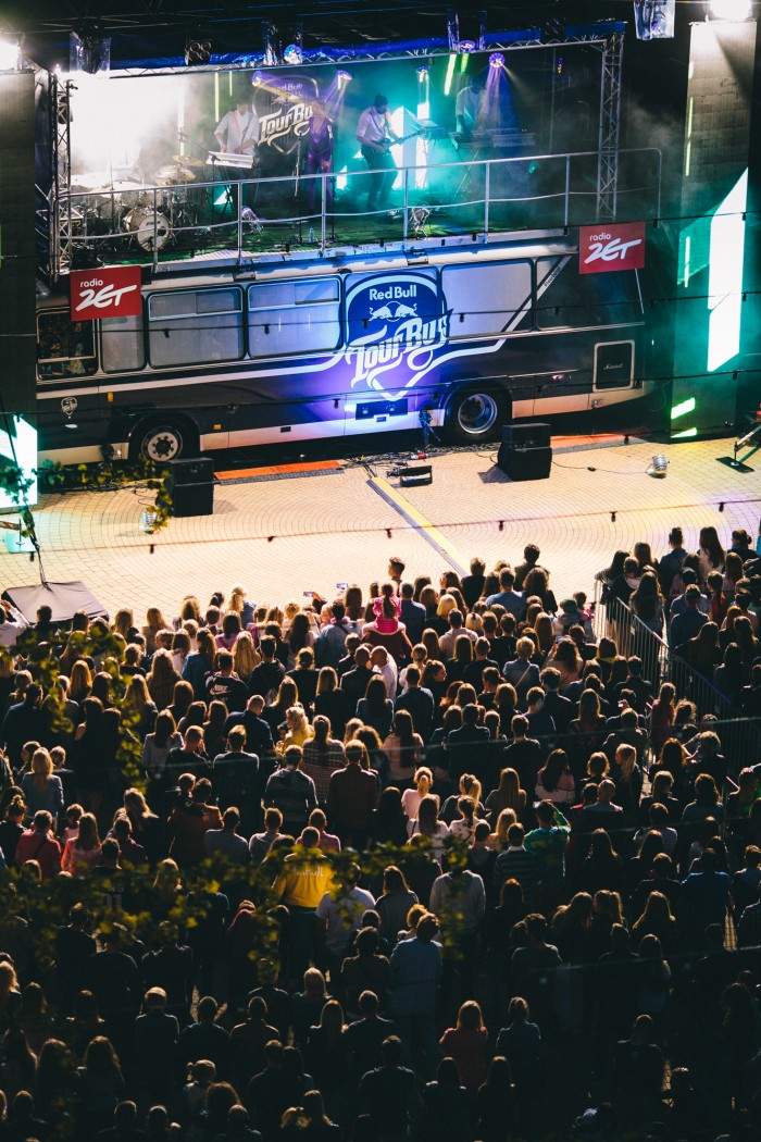 Red_Bull_Tour_Bus_Rzeszow_fot._Pawel_Zanio-73-e1497433894449.jpg
