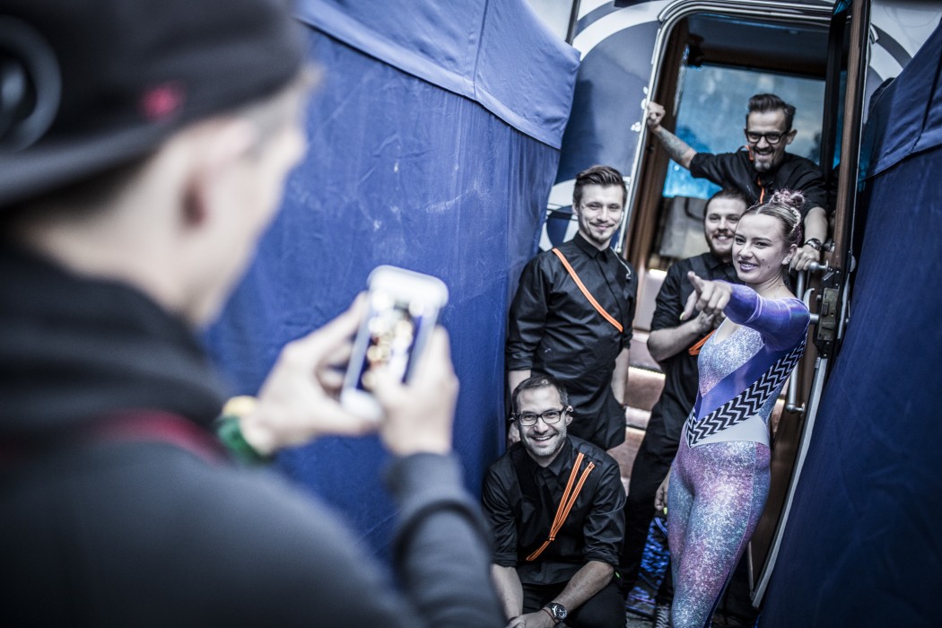 TourBus_NataliaNykiel_fotKin_027-e1497618592609.jpg